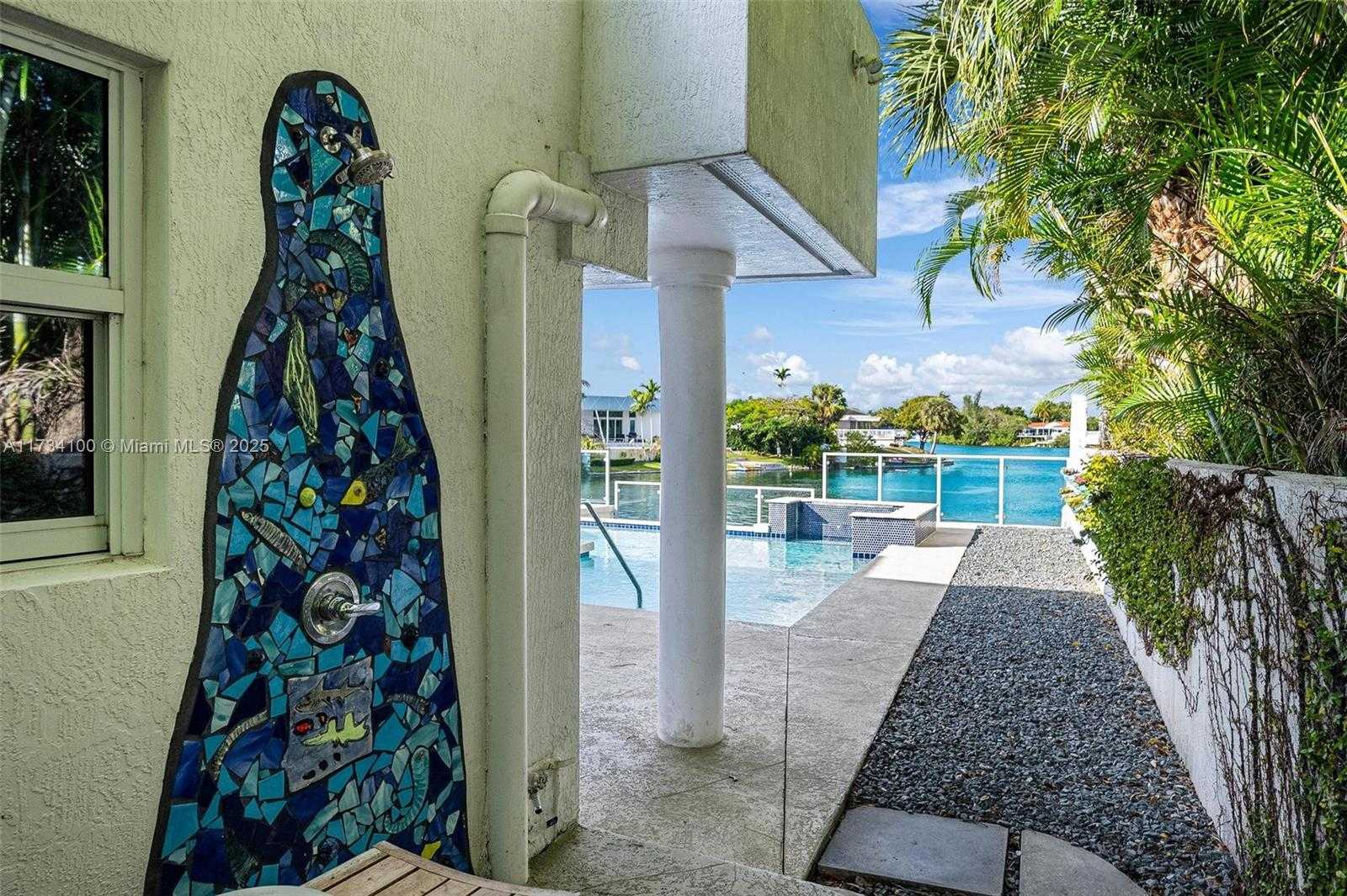 Small Image of 2091 NORTH EAST 191ST DR, North Miami Beach Number 34