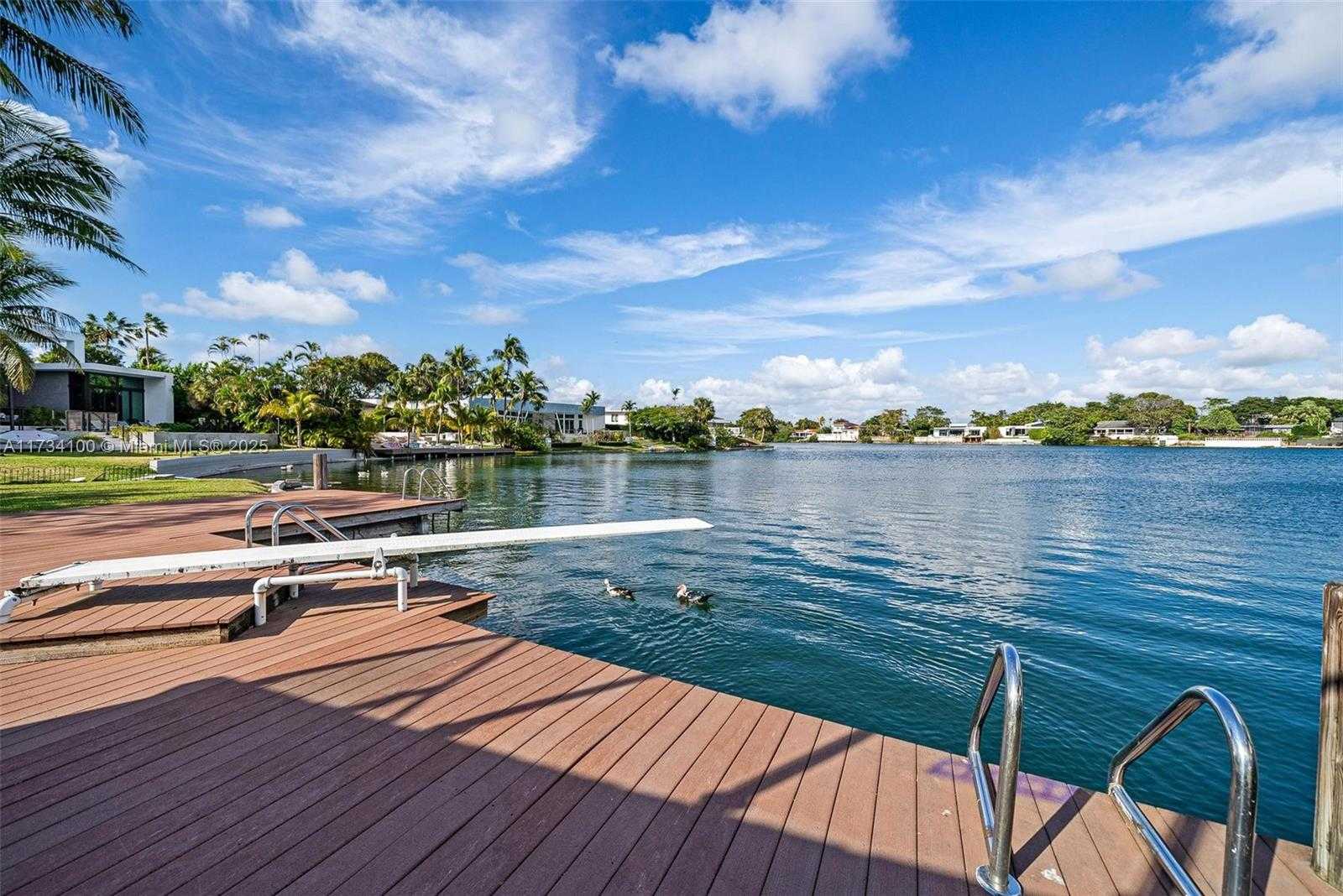 Small Image of 2091 NORTH EAST 191ST DR, North Miami Beach Number 6
