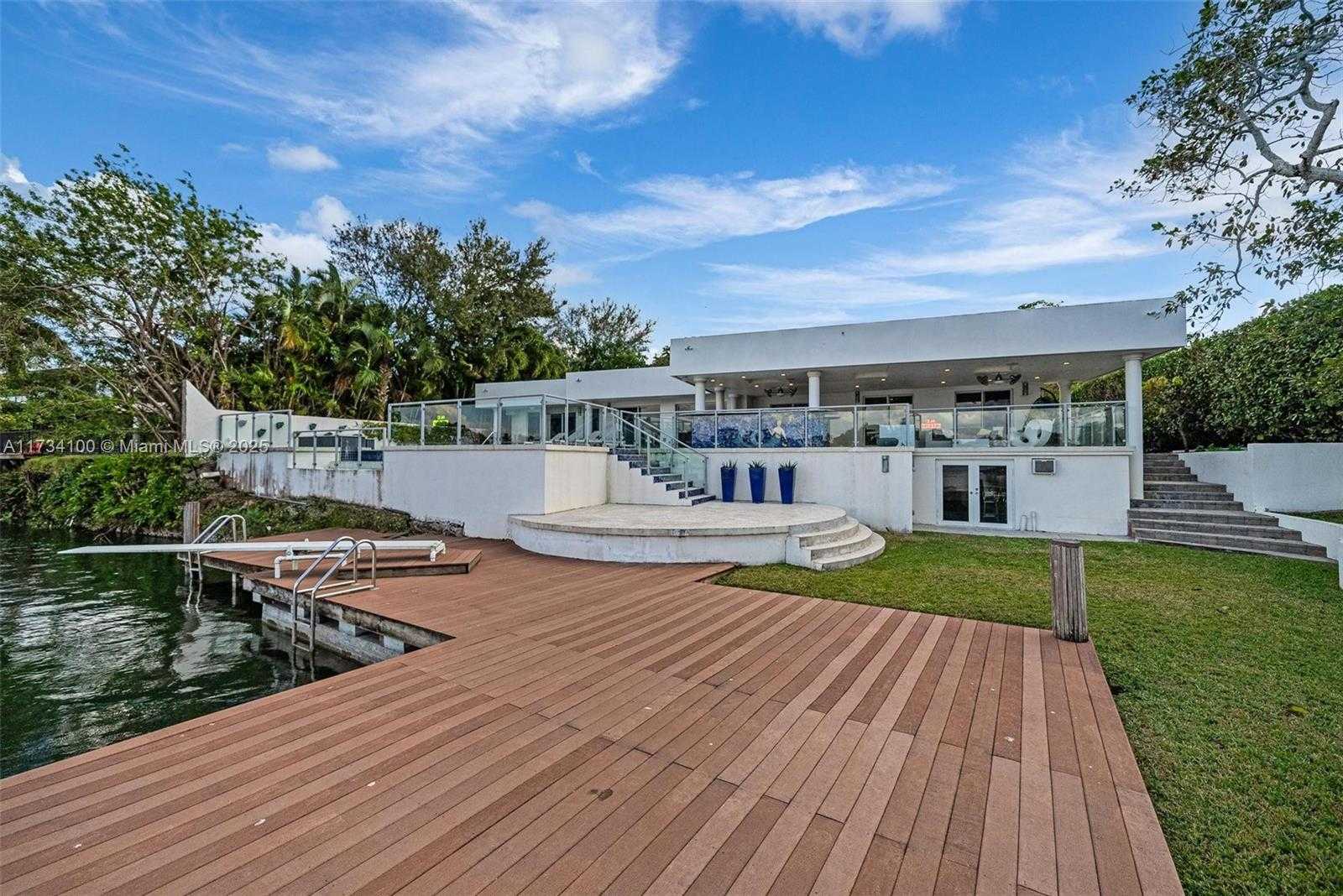 Small Image of 2091 NORTH EAST 191ST DR, North Miami Beach Number 66
