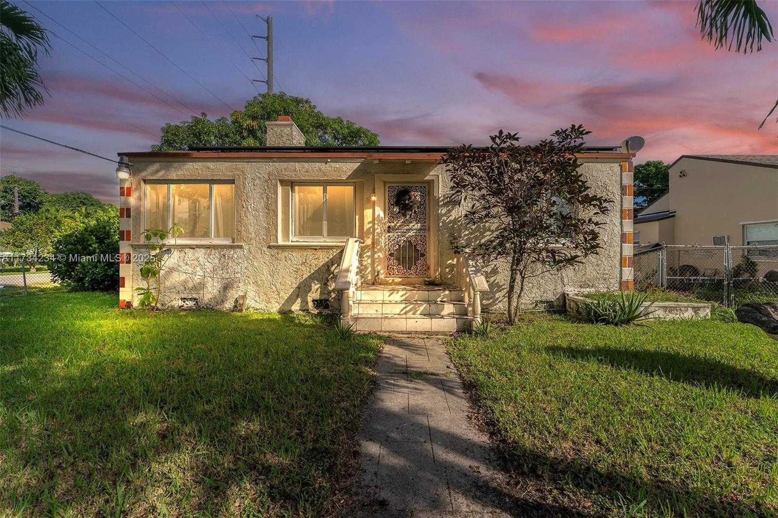 Small Image of 789 NORTH WEST 76TH ST, Miami Number 5