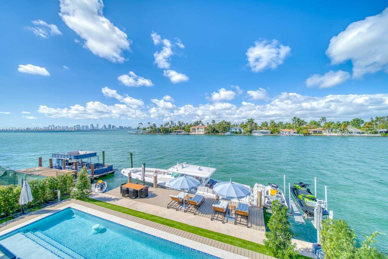 Small Image of 7520 WEST TREASURE DR, North Bay Village Number 35