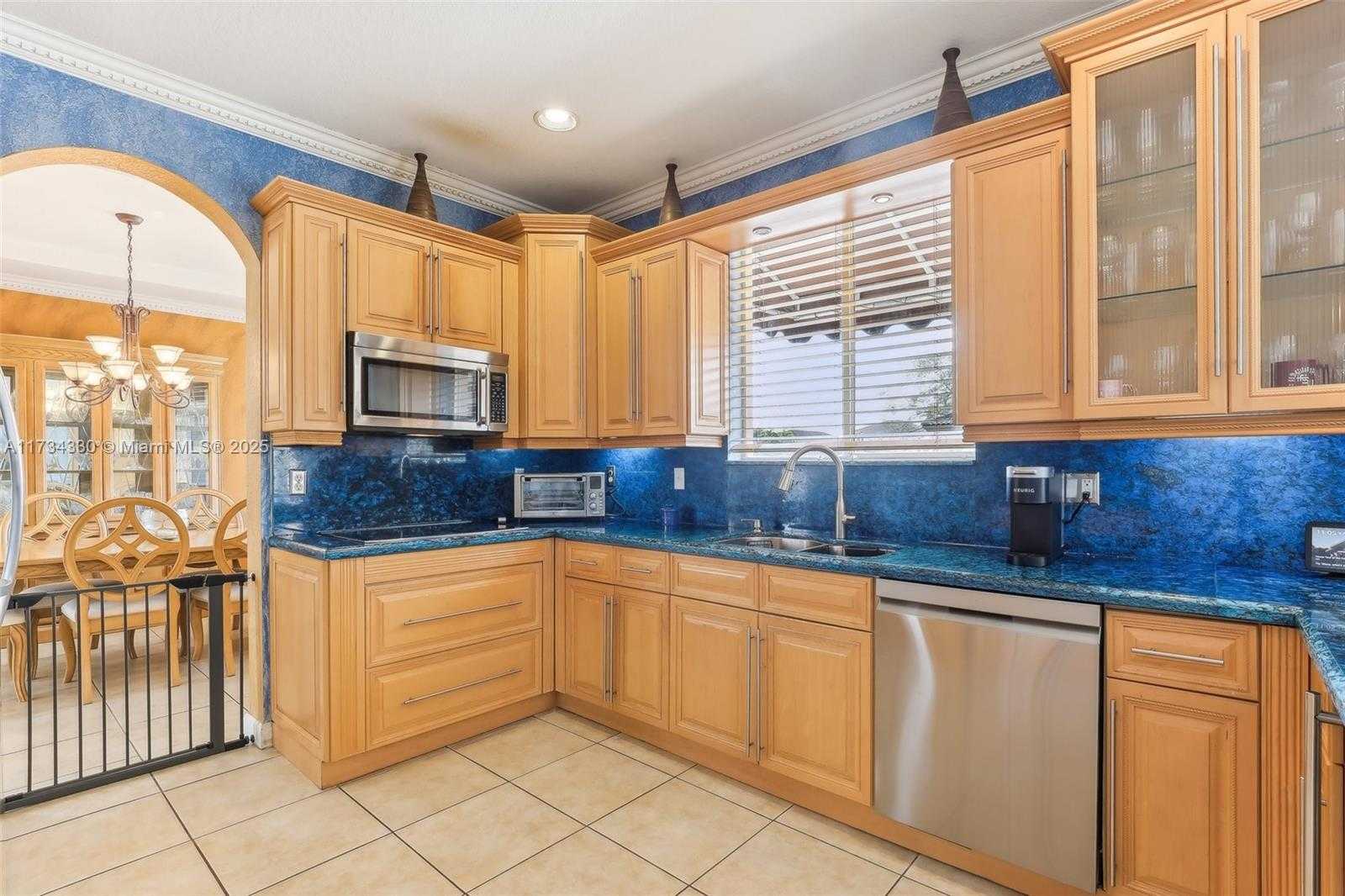 Small Image of 15210 SOUTH WEST 15TH ST, Miami Number 12