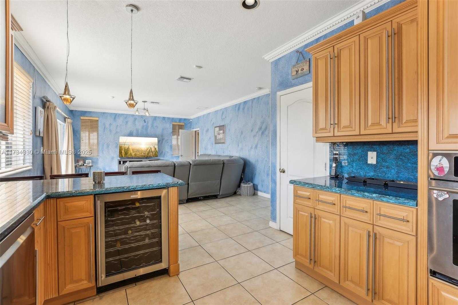 Small Image of 15210 SOUTH WEST 15TH ST, Miami Number 15