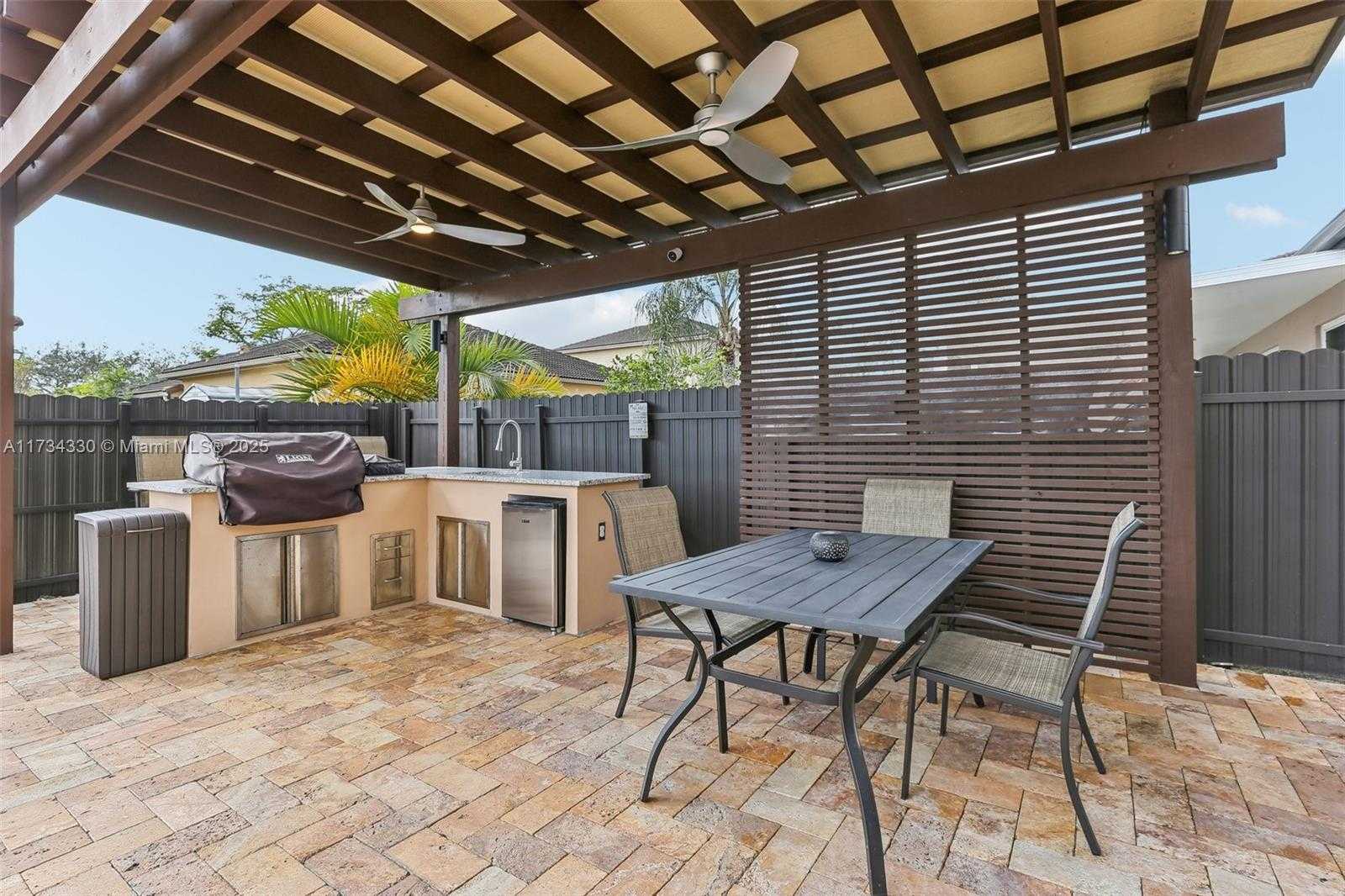 Small Image of 15210 SOUTH WEST 15TH ST, Miami Number 25