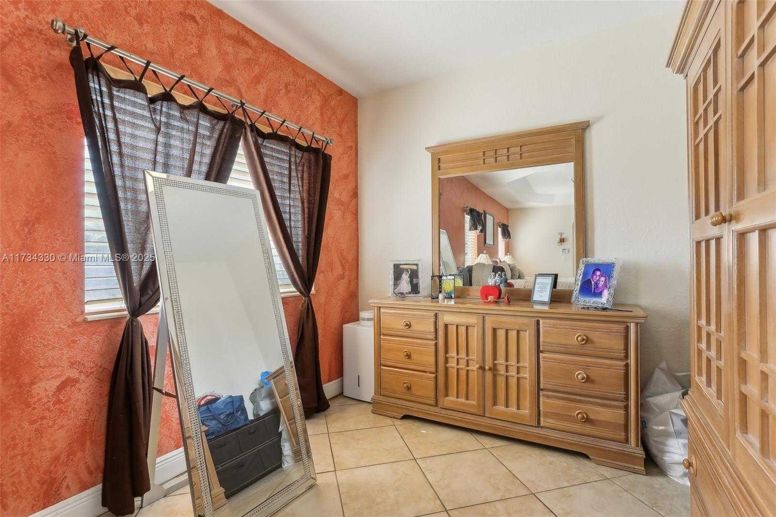 Small Image of 15210 SOUTH WEST 15TH ST, Miami Number 30