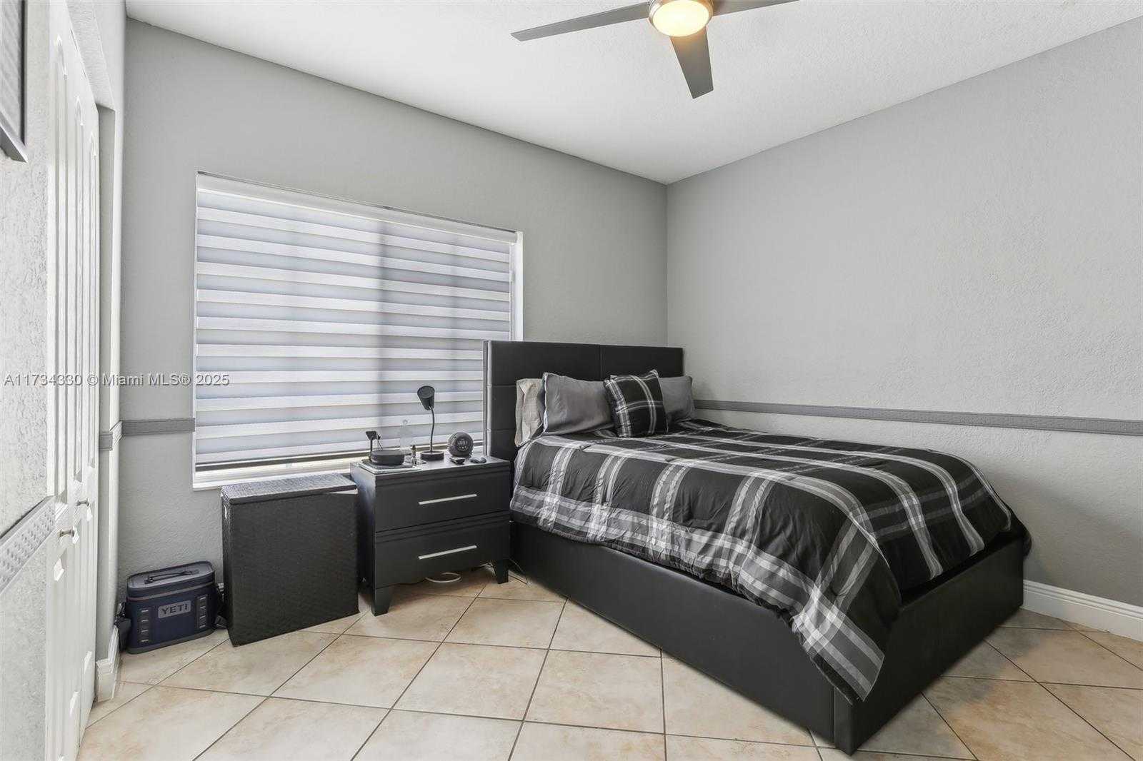 Small Image of 15210 SOUTH WEST 15TH ST, Miami Number 40