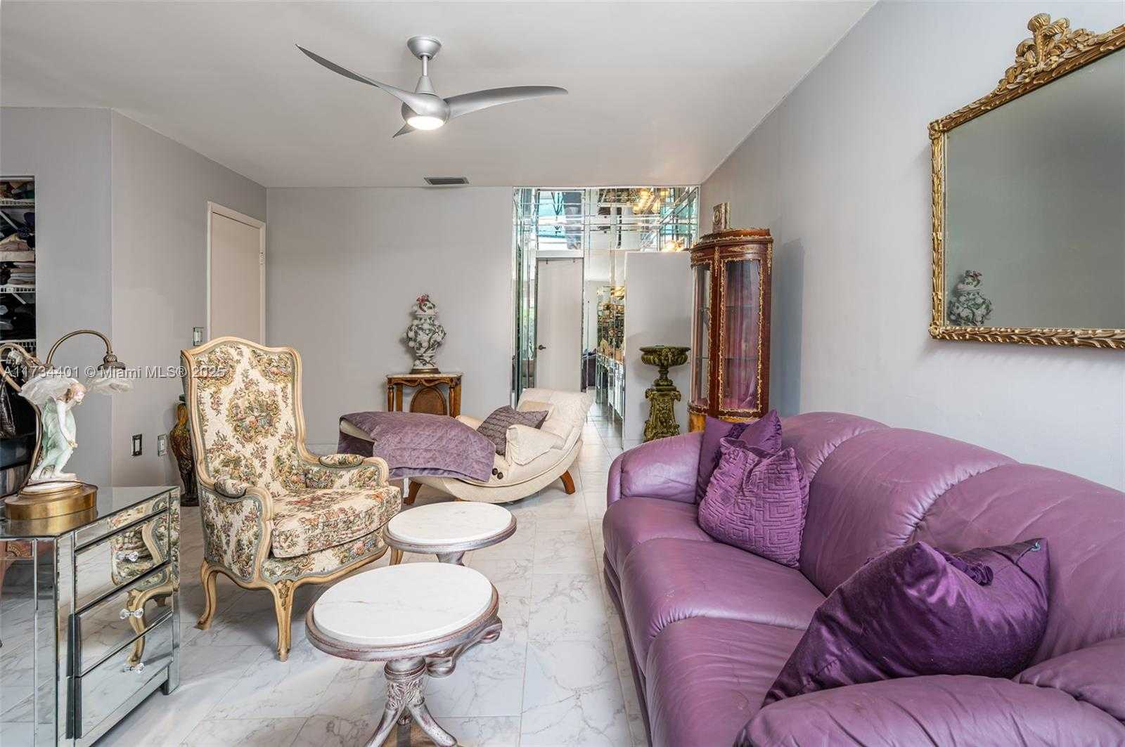 Small Image of 16796 ROYAL POINCIANA DR, Weston Number 16