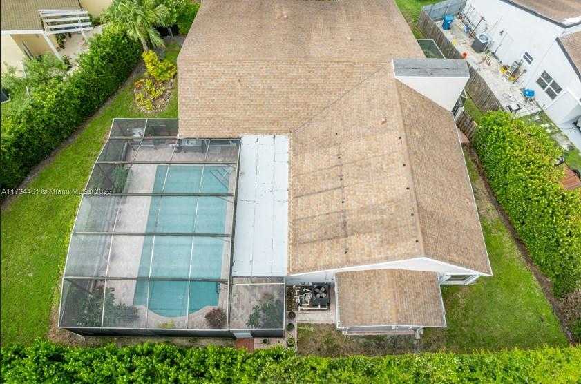 Small Image of 16796 ROYAL POINCIANA DR, Weston Number 34