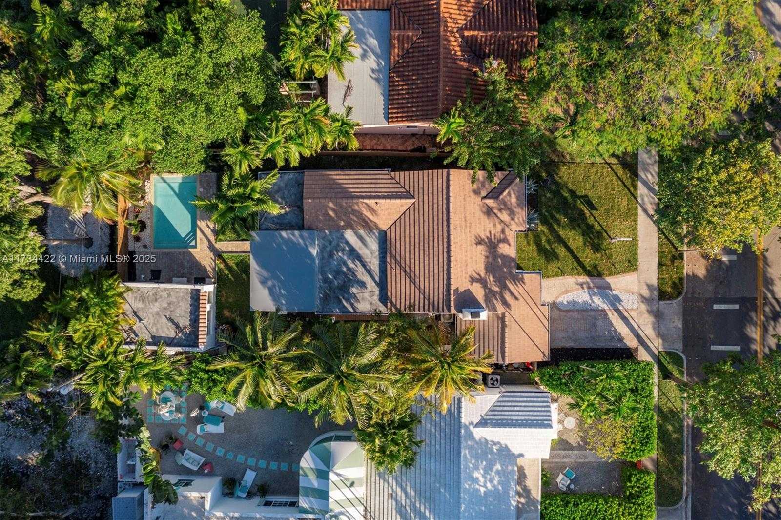 Small Image of 769 NORTH EAST 76TH ST, Miami Number 17