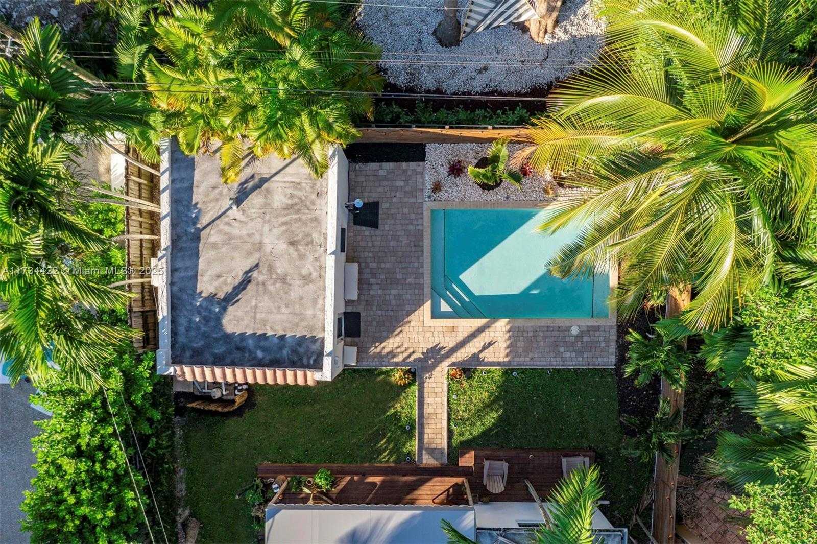 Small Image of 769 NORTH EAST 76TH ST, Miami Number 23