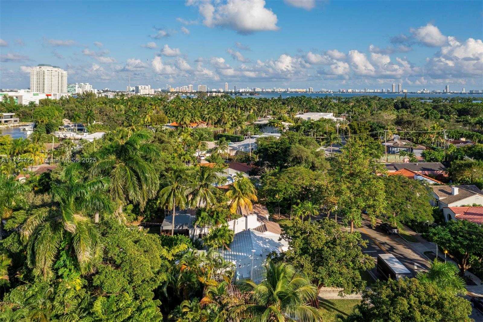 Small Image of 769 NORTH EAST 76TH ST, Miami Number 26