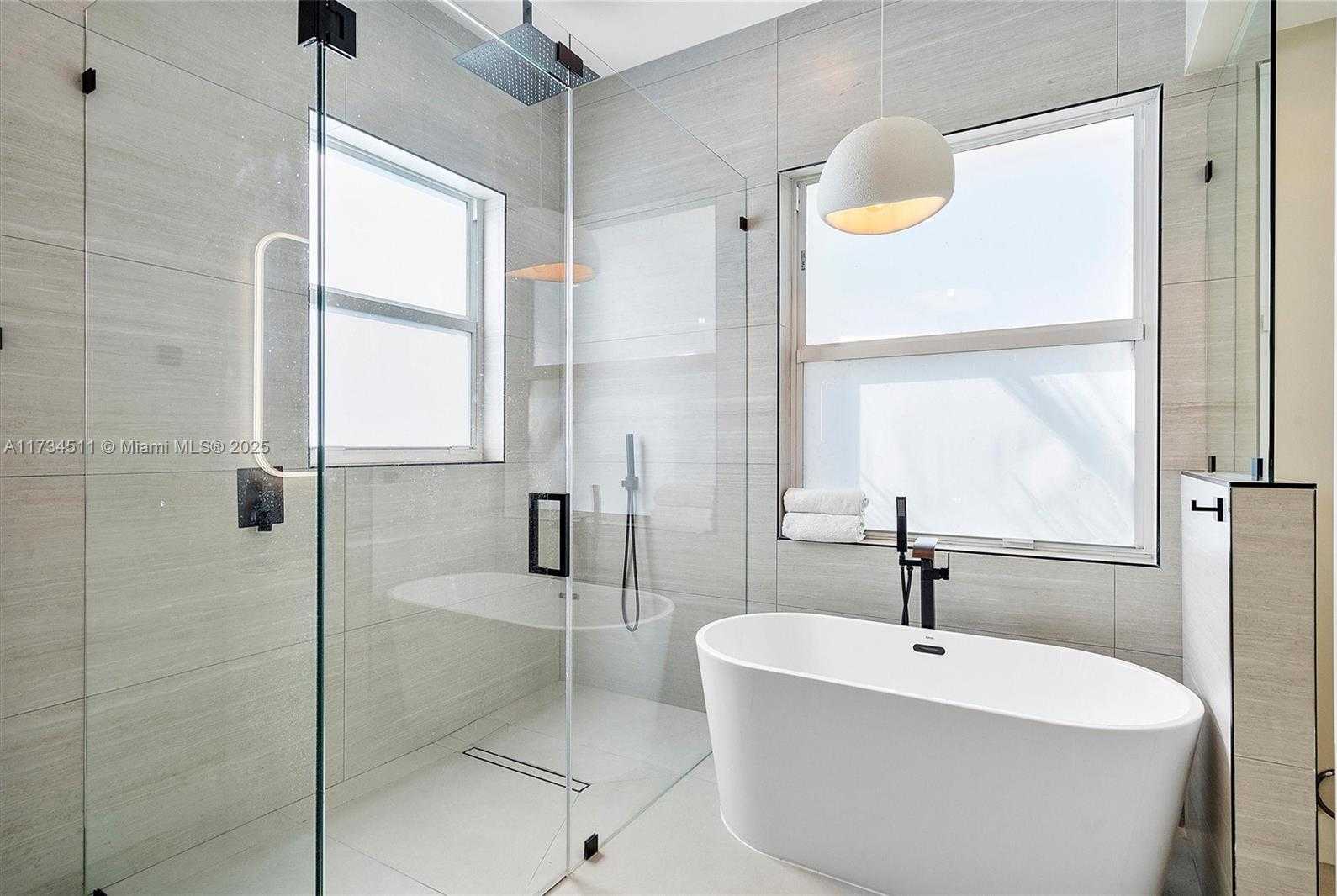 Small Image of 5312 SOUTH WEST 34TH WAY, Hollywood Number 28
