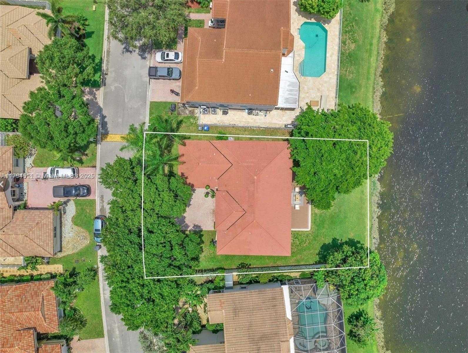 Small Image of 5312 SOUTH WEST 34TH WAY, Hollywood Number 43