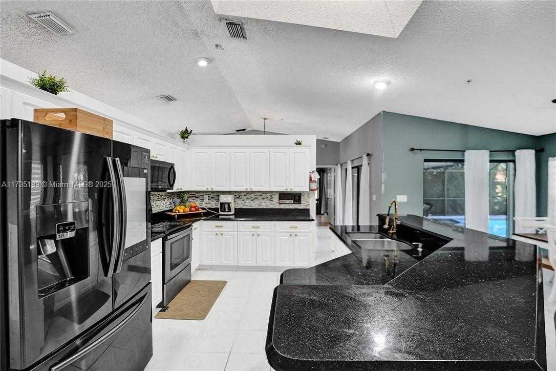 Small Image of 5101 NORTH WEST 47TH AVE, Coconut Creek Number 21