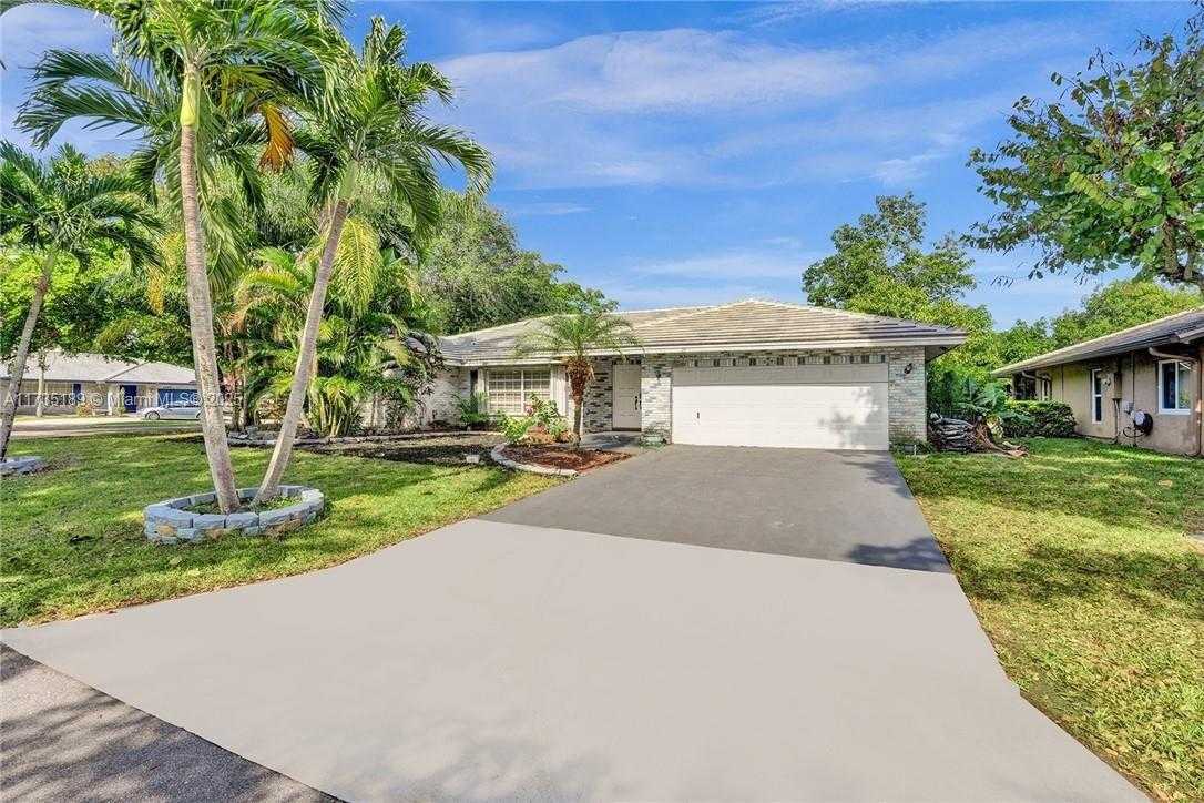 Small Image of 5101 NORTH WEST 47TH AVE, Coconut Creek Number 3