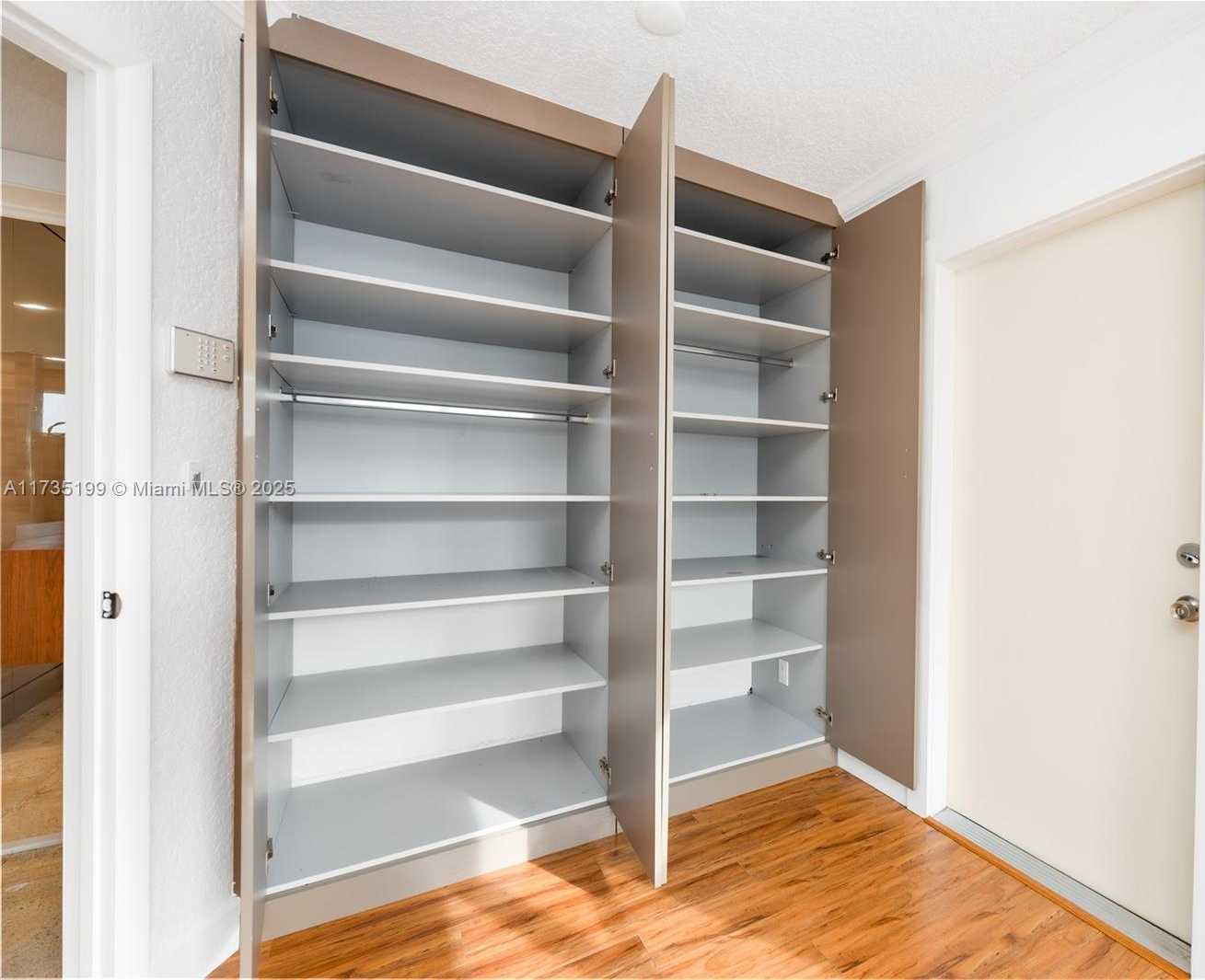 Small Image of 1498 NORTH EAST 39TH ST, Oakland Park Number 23