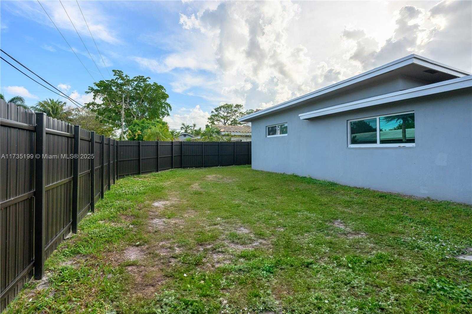 Small Image of 1498 NORTH EAST 39TH ST, Oakland Park Number 34