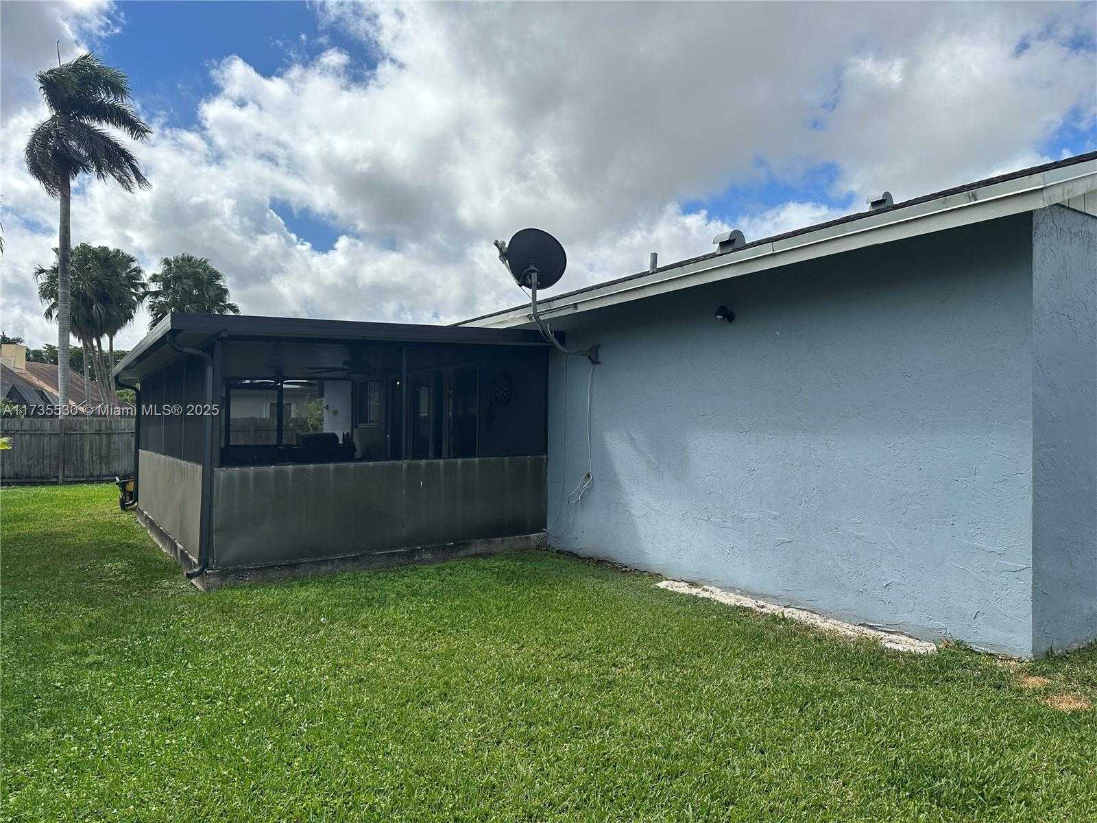Small Image of 1614 NORTH GOLDENEYE LN, Homestead Number 27