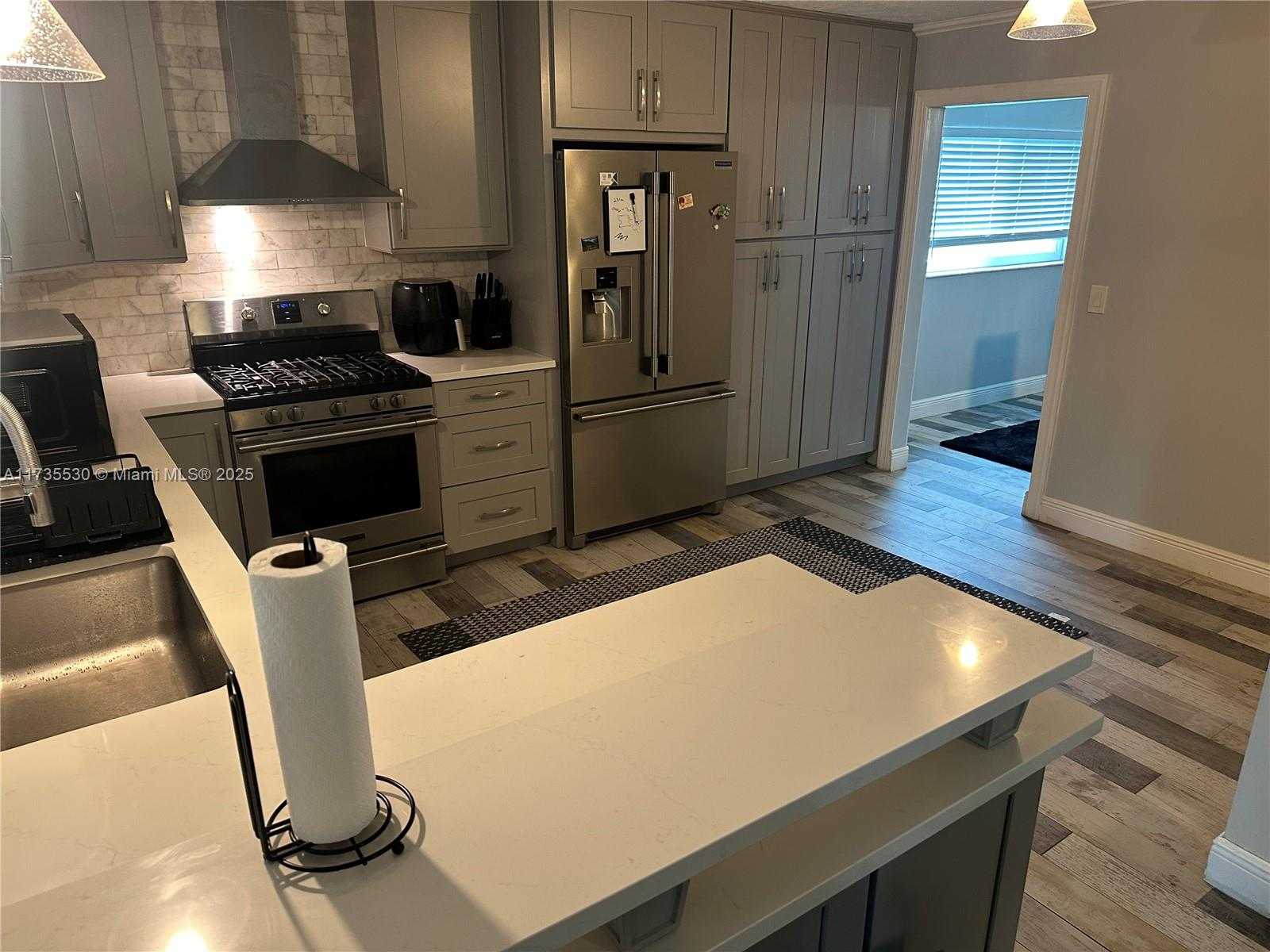 Small Image of 1614 NORTH GOLDENEYE LN, Homestead Number 9