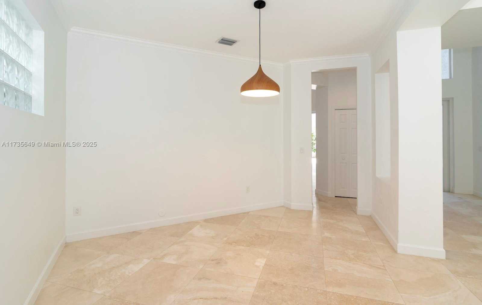 Small Image of 3976 194TH TRL, Sunny Isles Beach Number 10