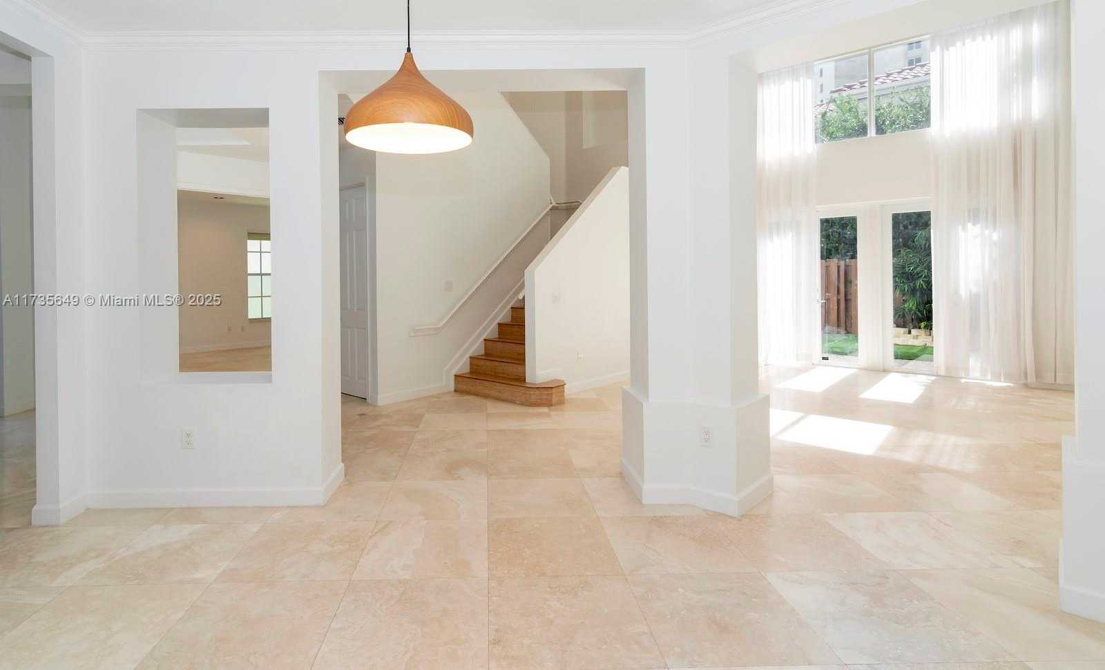 Small Image of 3976 194TH TRL, Sunny Isles Beach Number 11