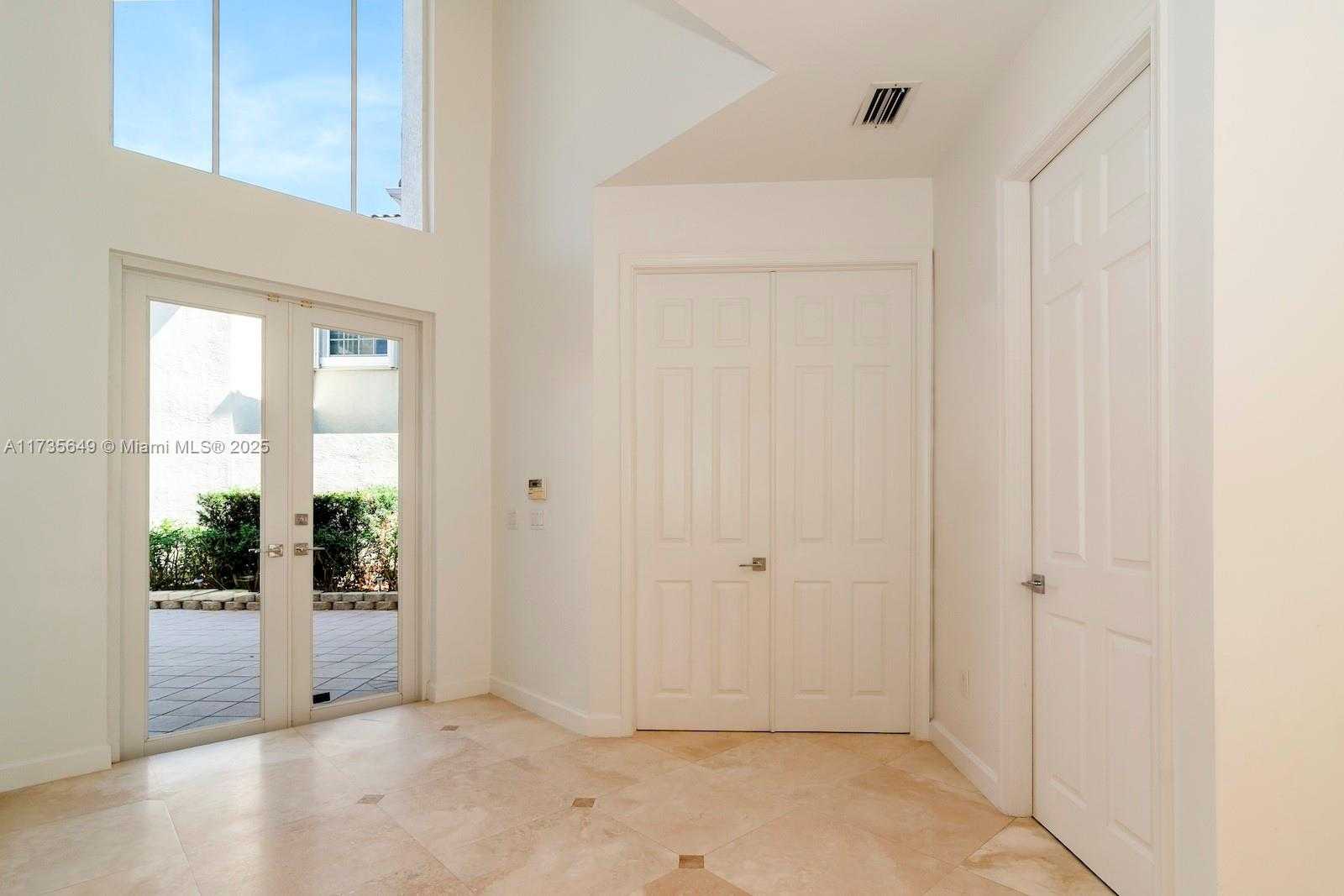 Small Image of 3976 194TH TRL, Sunny Isles Beach Number 17