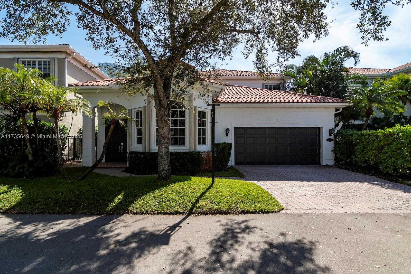 Small Image of 3976 194TH TRL, Sunny Isles Beach Number 2