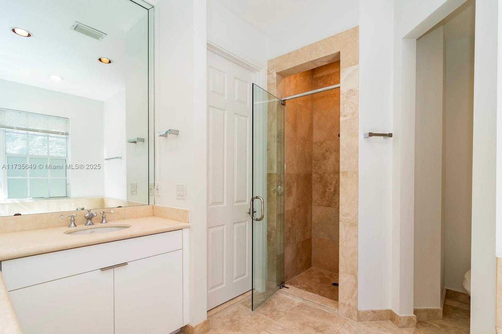 Small Image of 3976 194TH TRL, Sunny Isles Beach Number 28