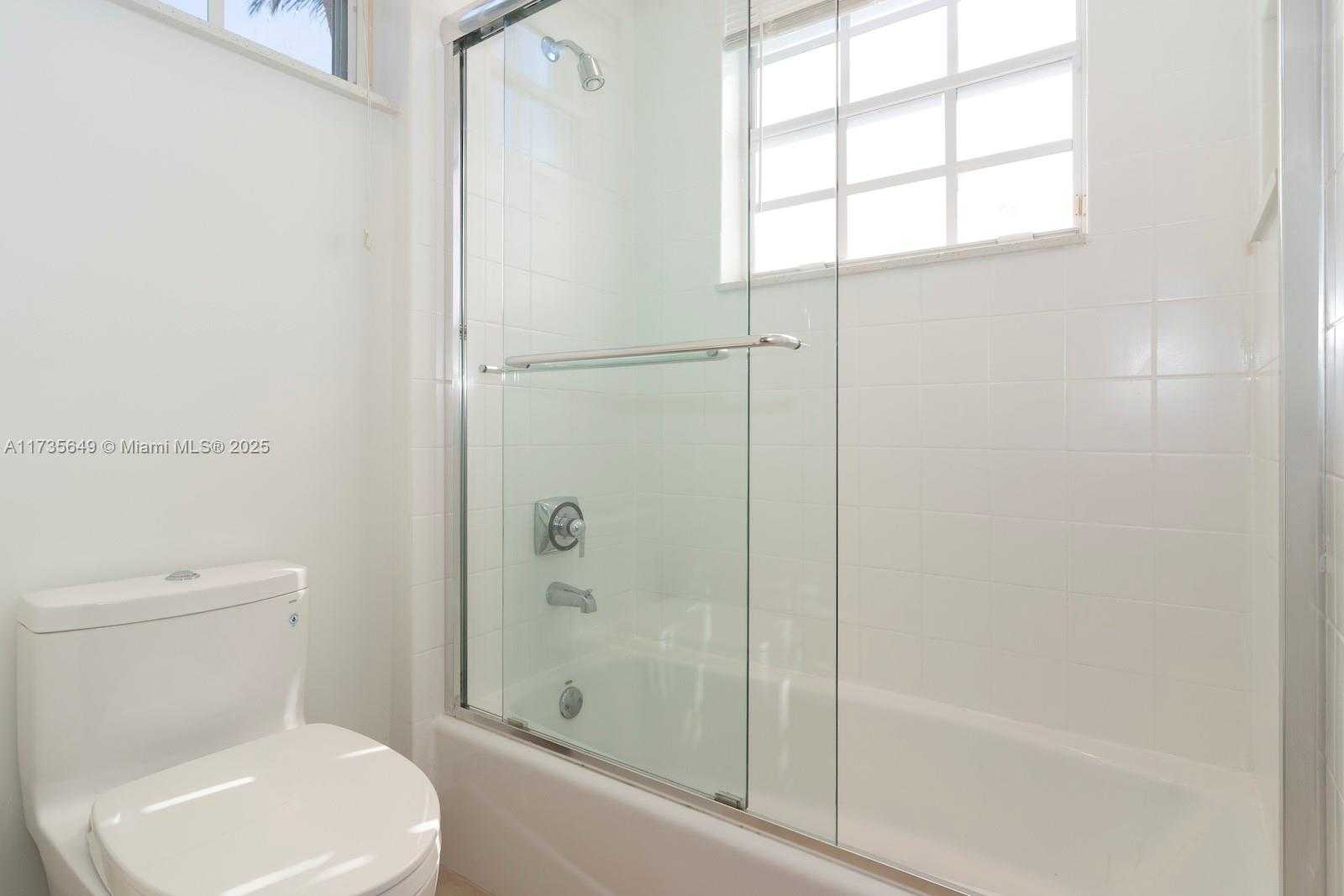 Small Image of 3976 194TH TRL, Sunny Isles Beach Number 46