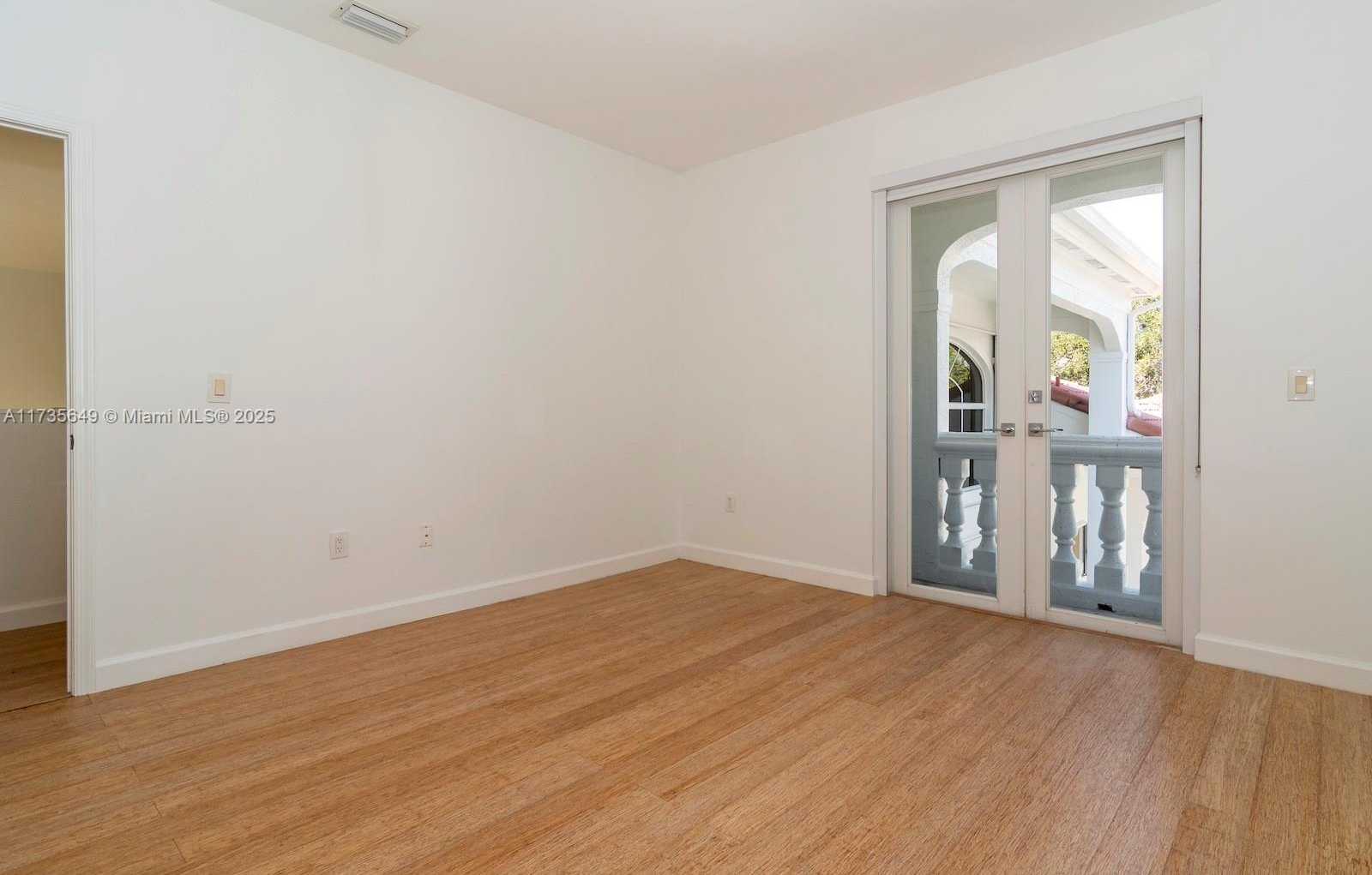 Small Image of 3976 194TH TRL, Sunny Isles Beach Number 50