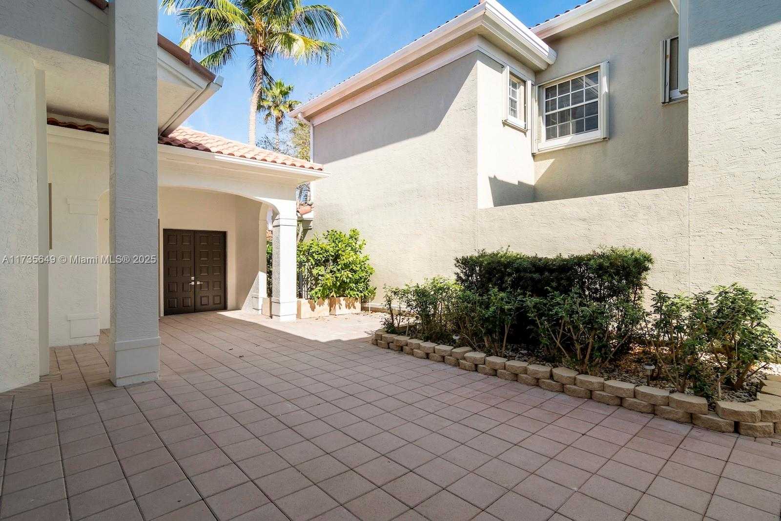 Small Image of 3976 194TH TRL, Sunny Isles Beach Number 58