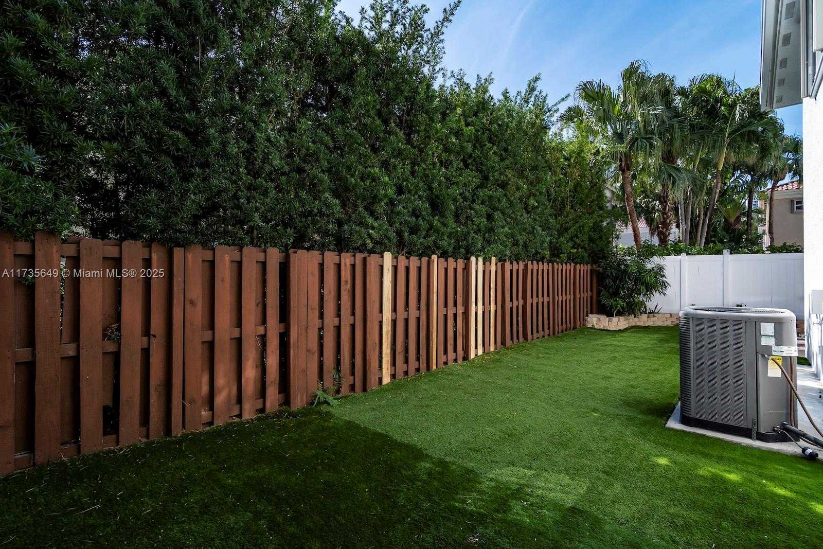 Small Image of 3976 194TH TRL, Sunny Isles Beach Number 62