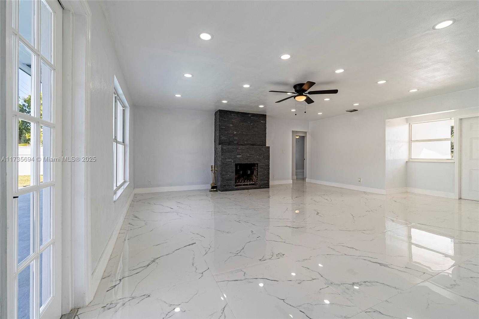 Small Image of 6113 NORTH WEST 18TH ST, Margate Number 13