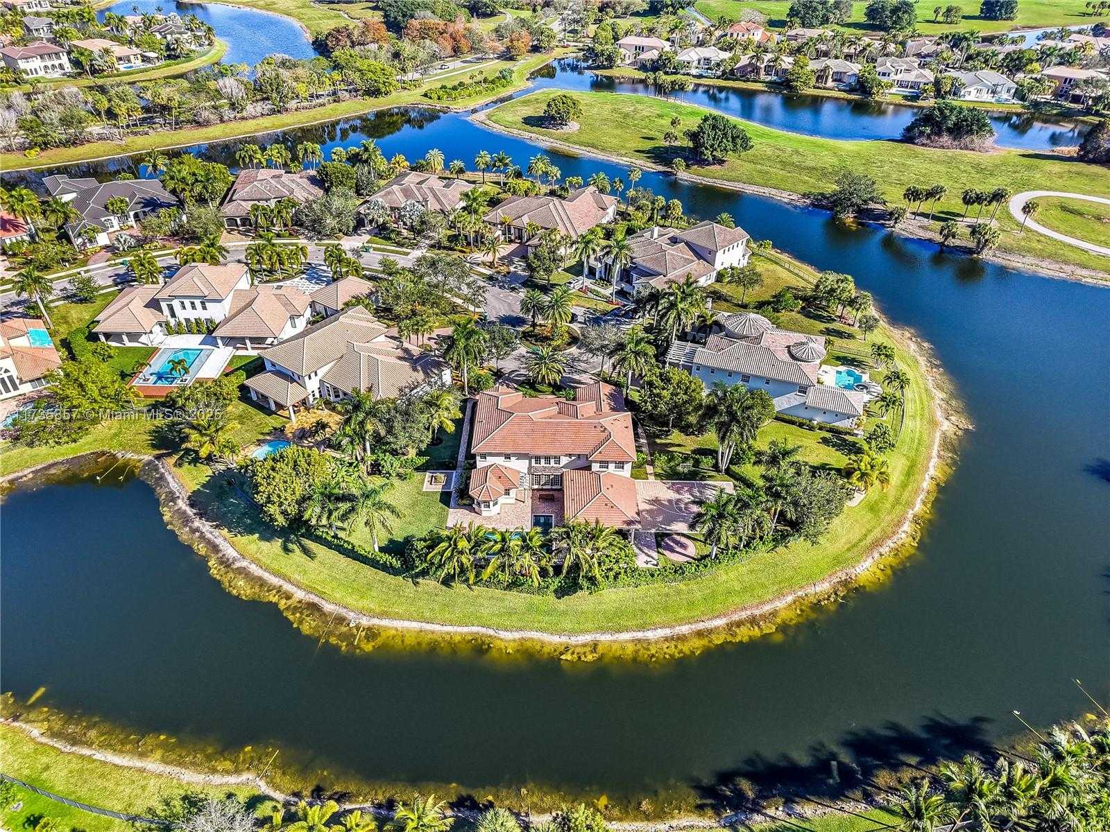 Small Image of 12008 NORTH WEST 69TH CT, Parkland Number 8