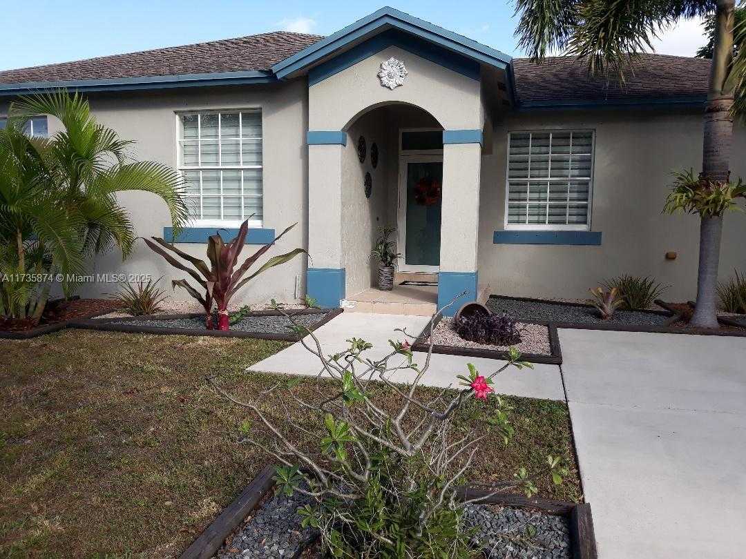 Small Image of 15221 SOUTH WEST 308 ST, Homestead Number 2