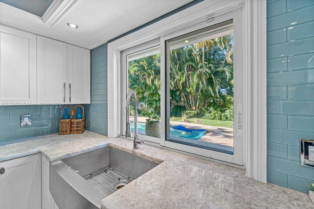 Small Image of 3285 CHURCHILL DRIVE, Boynton Beach Number 11