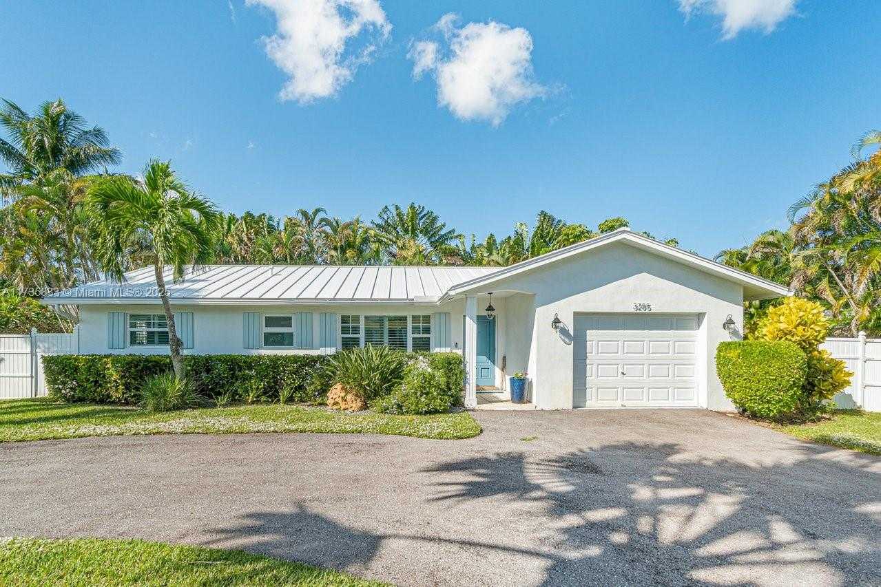 Small Image of 3285 CHURCHILL DRIVE, Boynton Beach Number 2