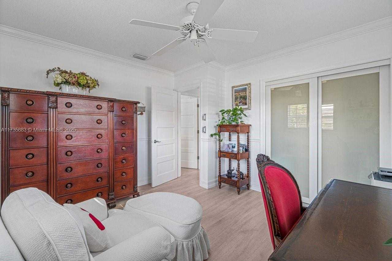 Small Image of 3285 CHURCHILL DRIVE, Boynton Beach Number 23
