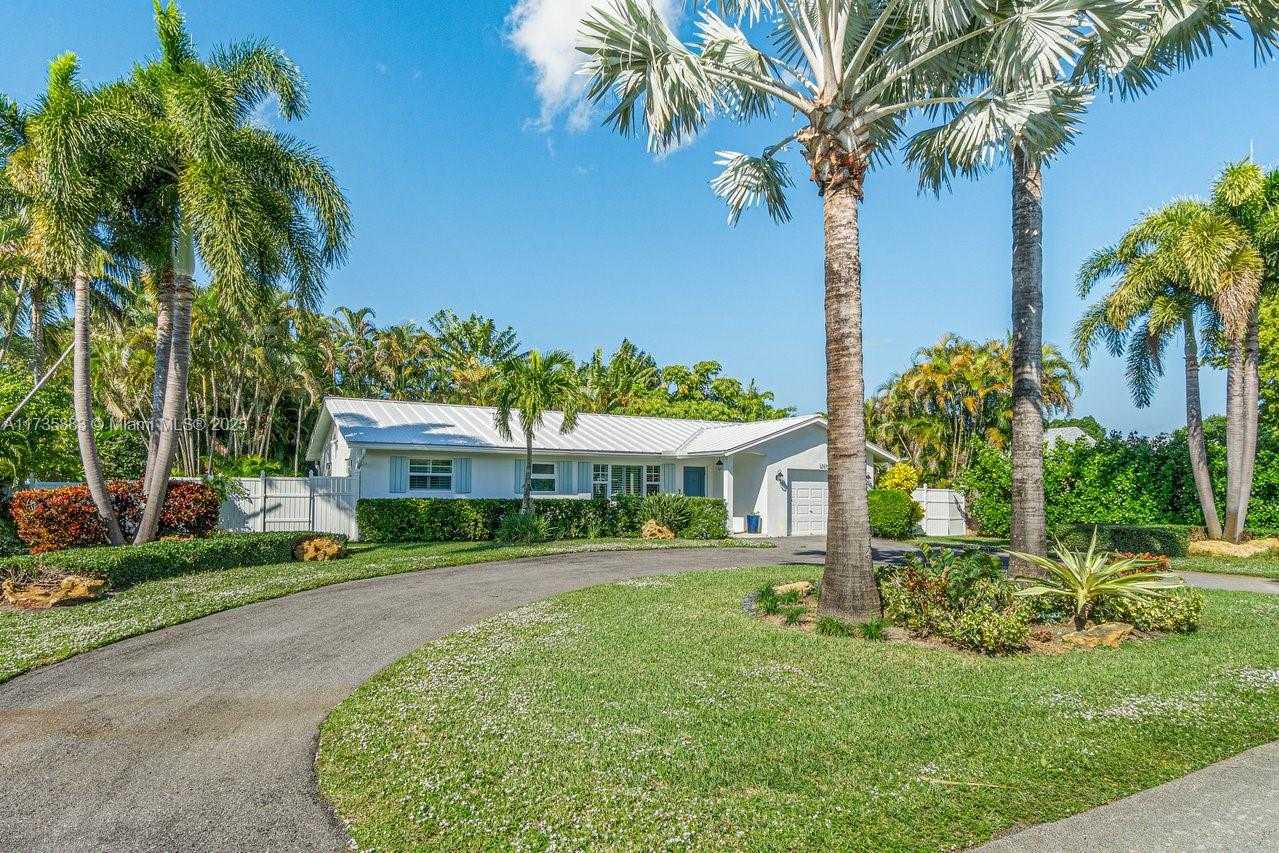 Small Image of 3285 CHURCHILL DRIVE, Boynton Beach Number 3
