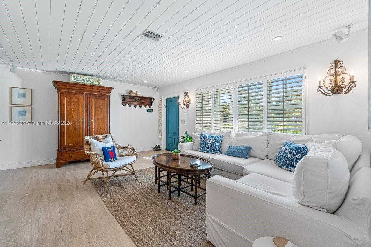 Small Image of 3285 CHURCHILL DRIVE, Boynton Beach Number 5