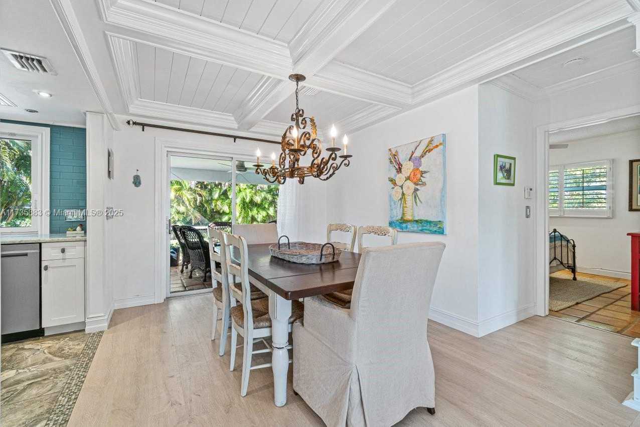 Small Image of 3285 CHURCHILL DRIVE, Boynton Beach Number 6