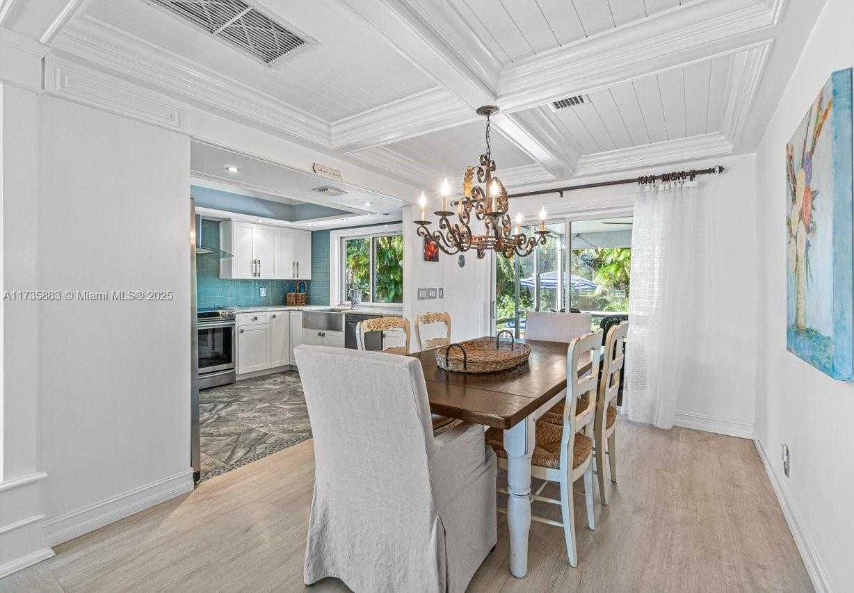 Small Image of 3285 CHURCHILL DRIVE, Boynton Beach Number 7