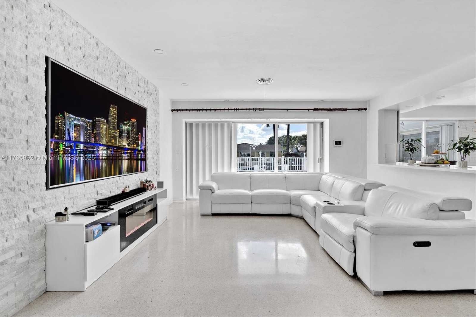 Small Image of 1418 NORTH EAST 57TH CT, Fort Lauderdale Number 11