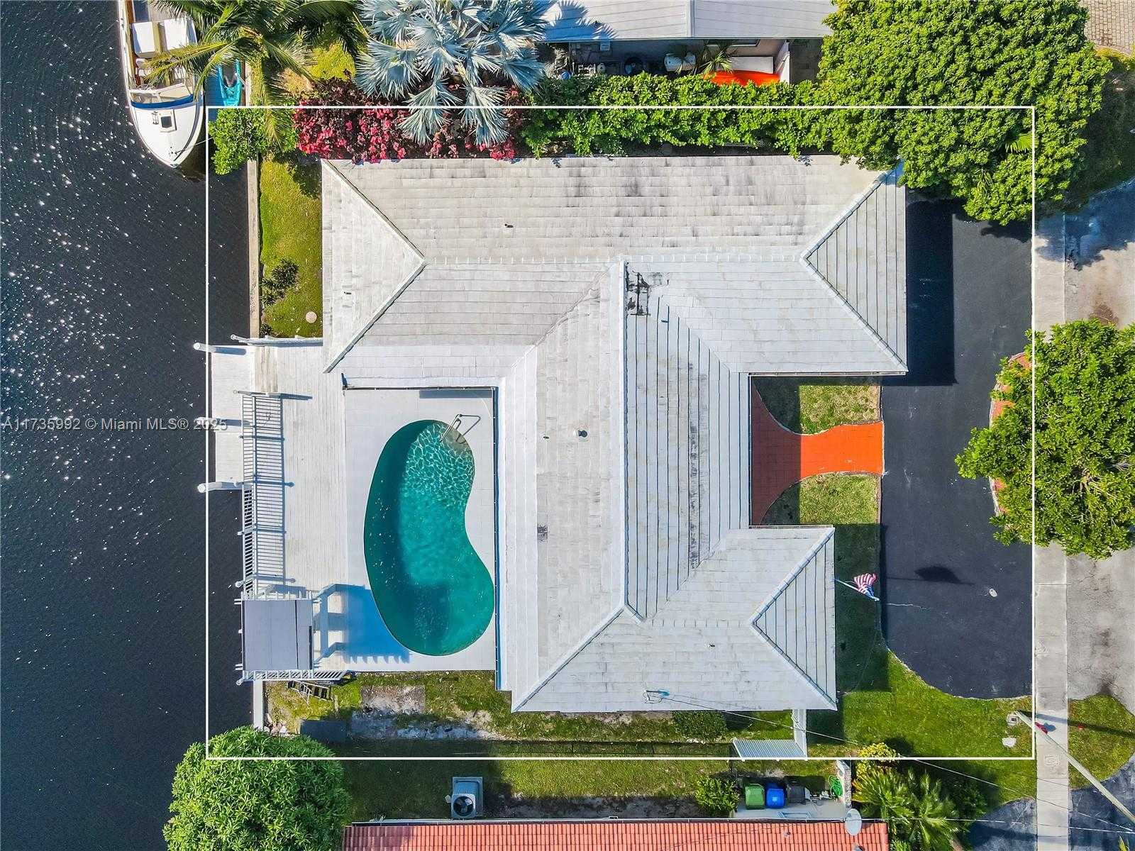 Small Image of 1418 NORTH EAST 57TH CT, Fort Lauderdale Number 3