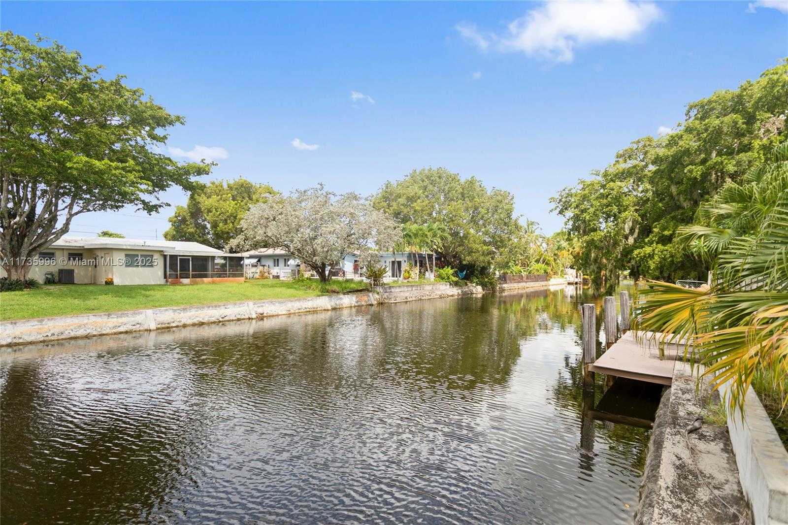 Small Image of 4351 NORTH EAST 15TH TER, Oakland Park Number 3