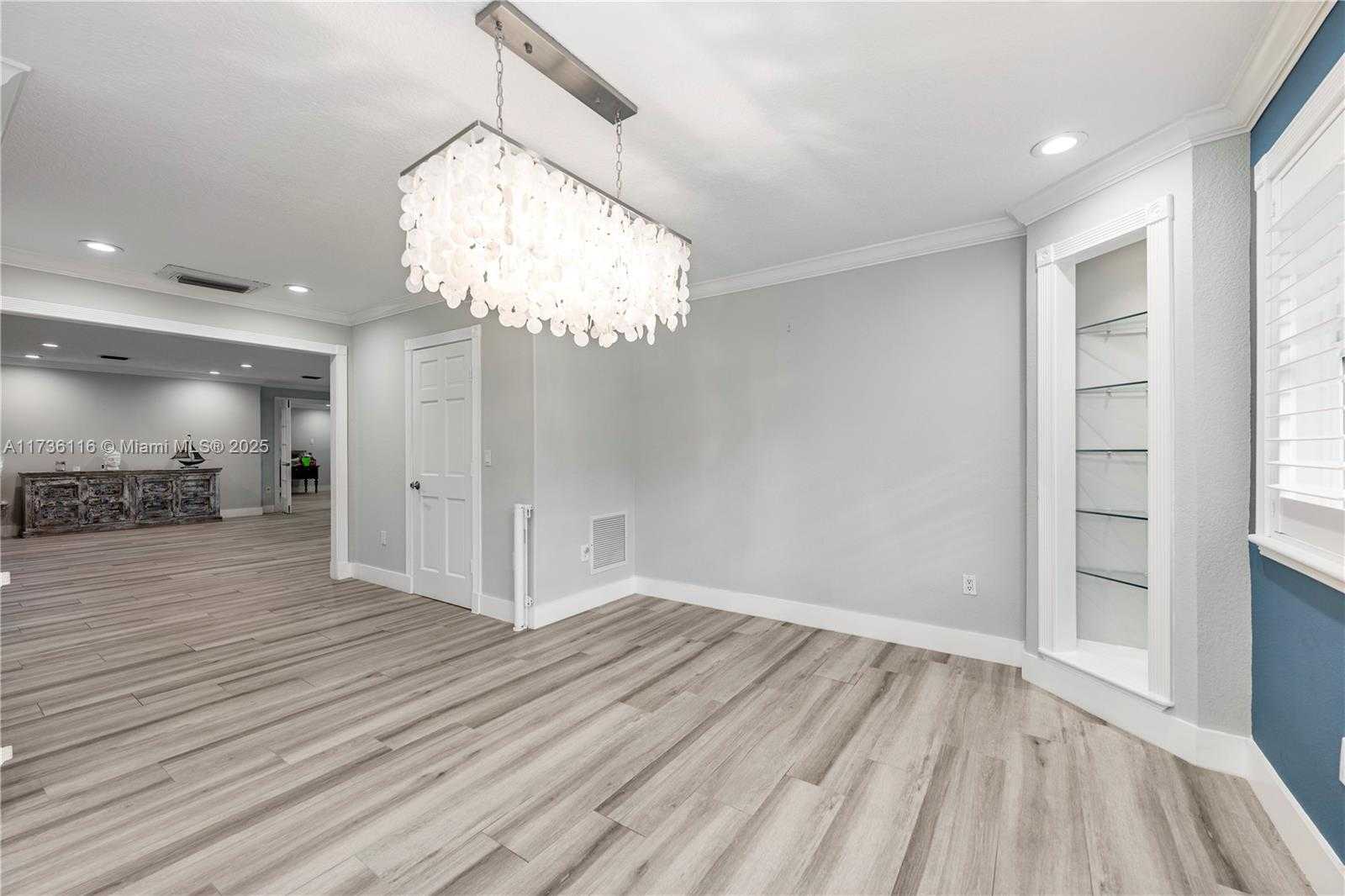 Small Image of 16141 WEST TROON CIR, Miami Lakes Number 20