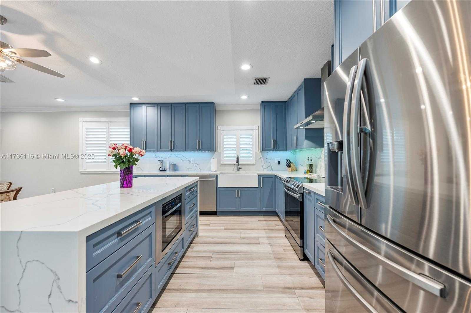Small Image of 16141 WEST TROON CIR, Miami Lakes Number 22