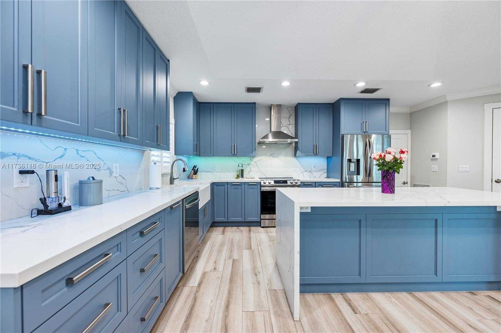 Small Image of 16141 WEST TROON CIR, Miami Lakes Number 23