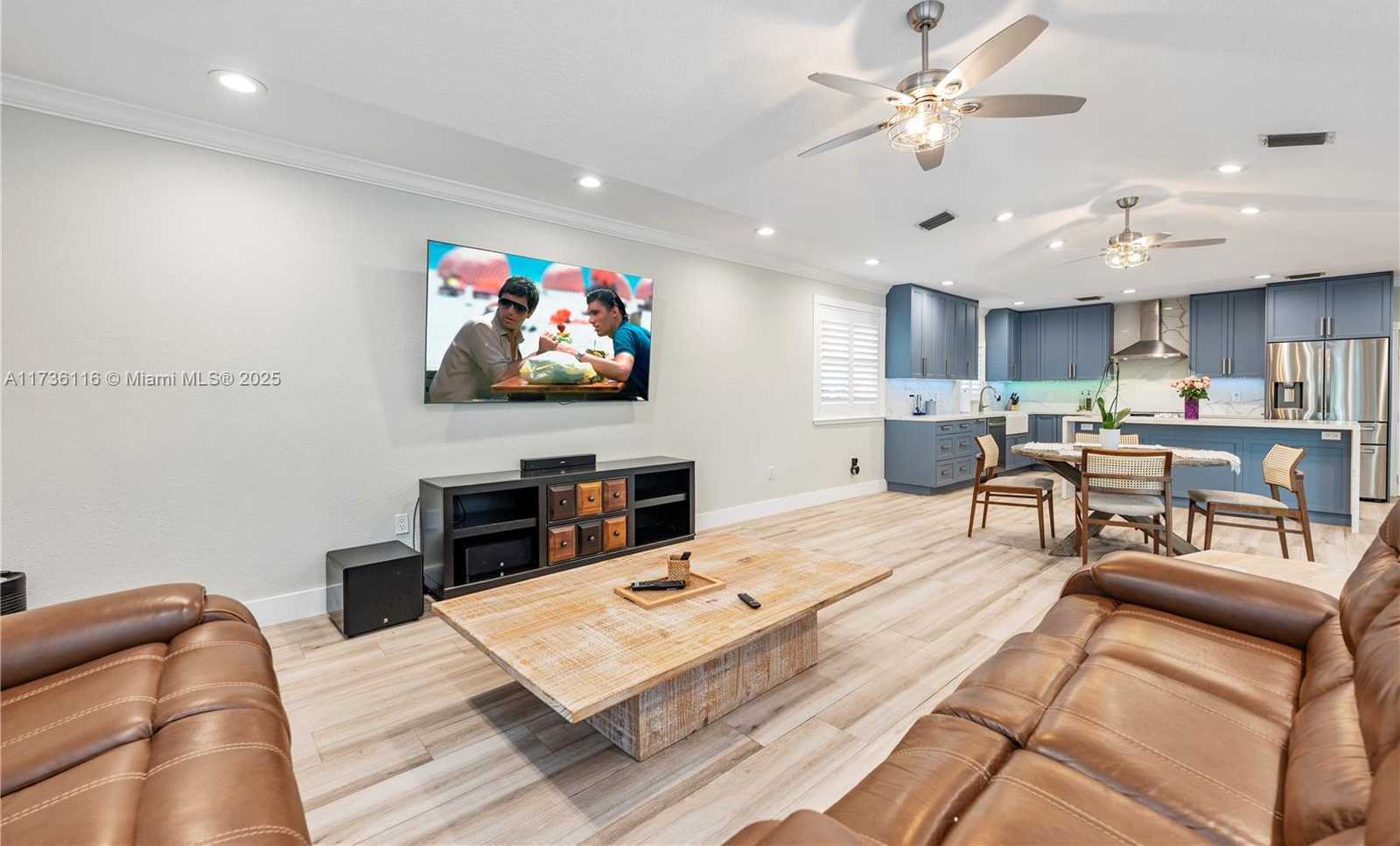 Small Image of 16141 WEST TROON CIR, Miami Lakes Number 29