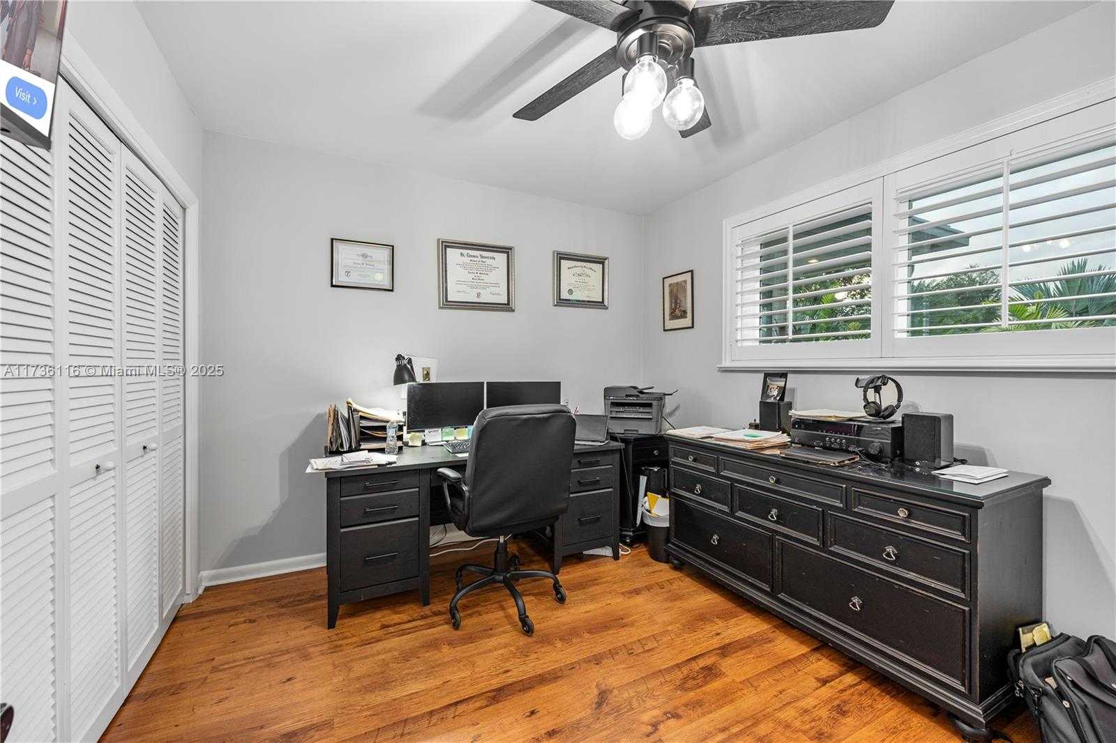 Small Image of 16141 WEST TROON CIR, Miami Lakes Number 32